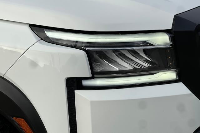 2023 Nissan Frontier Crew Cab PRO-X 4x2