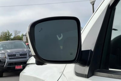 2023 Nissan Frontier Crew Cab PRO-X 4x2