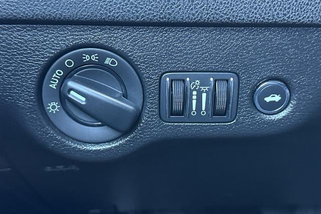 2021 Dodge Charger SXT RWD