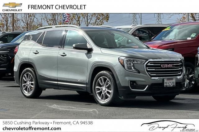 2023 GMC Terrain SLT