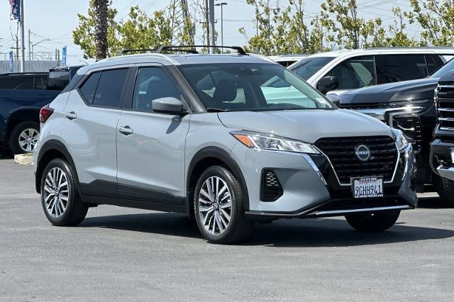 2023 Nissan Kicks SV Xtronic CVT