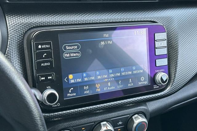 2023 Nissan Kicks SV Xtronic CVT