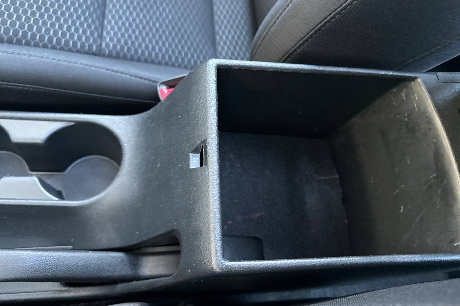 2019 Hyundai ELANTRA Value Edition