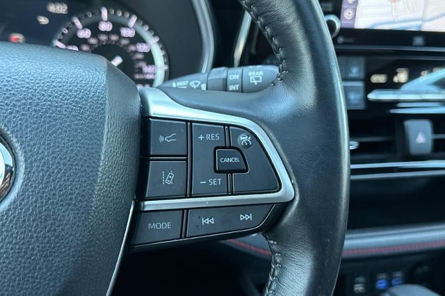 2022 Toyota Highlander XSE