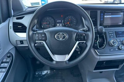 2015 Toyota Sienna LE AAS