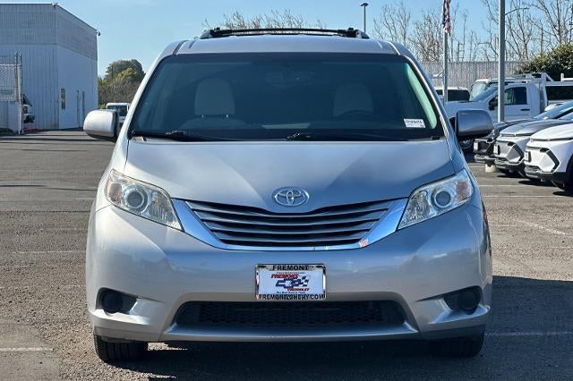 2015 Toyota Sienna LE AAS