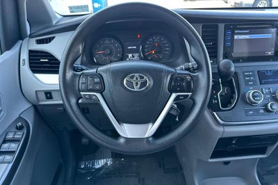 2015 Toyota Sienna LE AAS