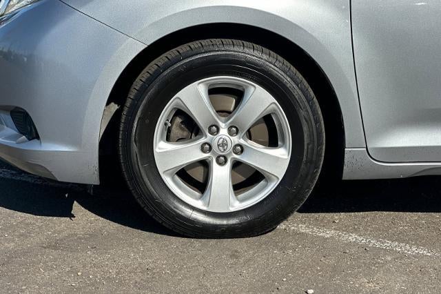 2015 Toyota Sienna LE AAS