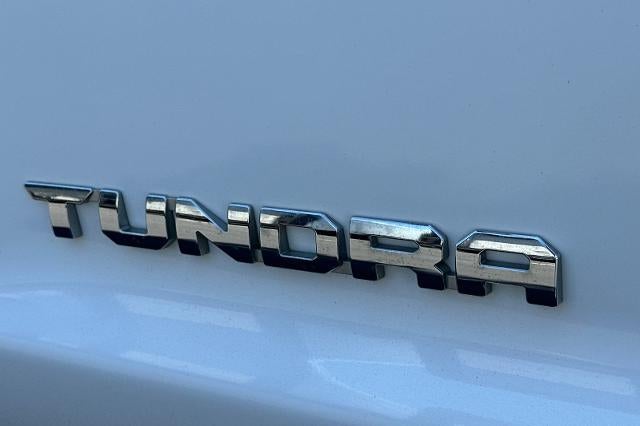2018 Toyota Tundra SR5 5.7L V8