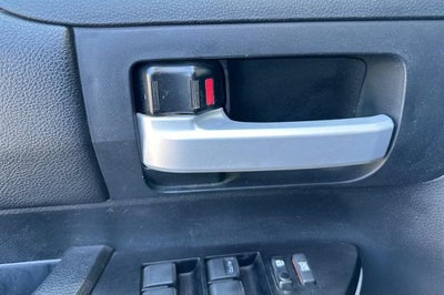 2018 Toyota Tundra SR5 5.7L V8