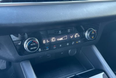2023 Mitsubishi Outlander SEL Black Edition 2WD