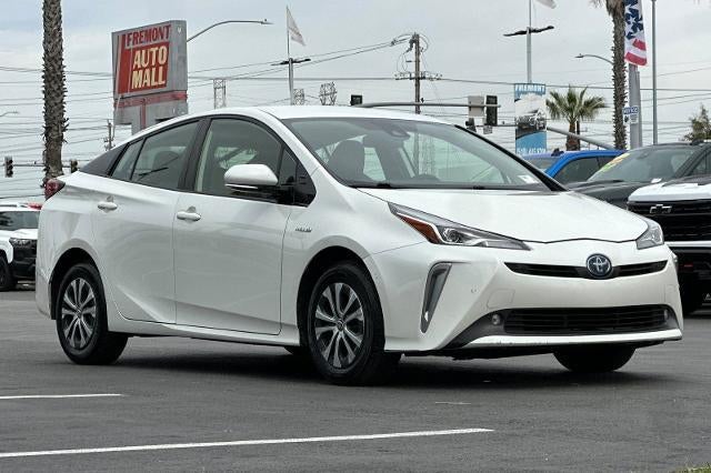 2020 Toyota Prius LE AWD-e