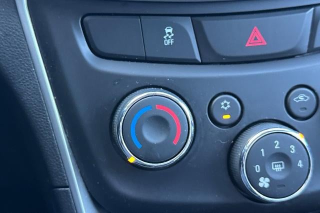 2022 Chevrolet Trax LS