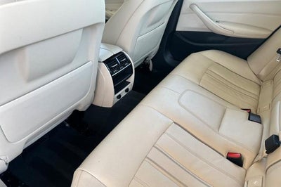 2017 BMW 530i 530i