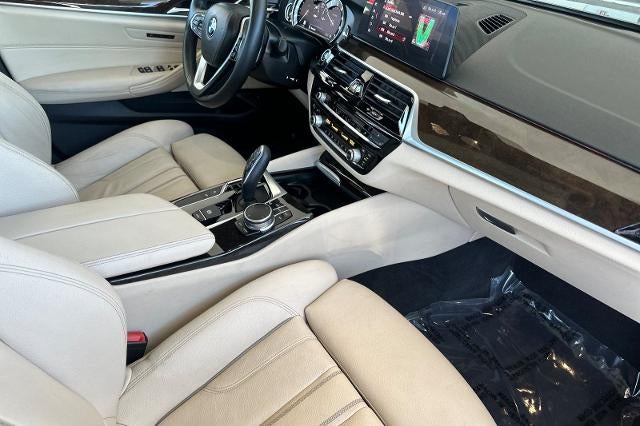 2017 BMW 530i 530i