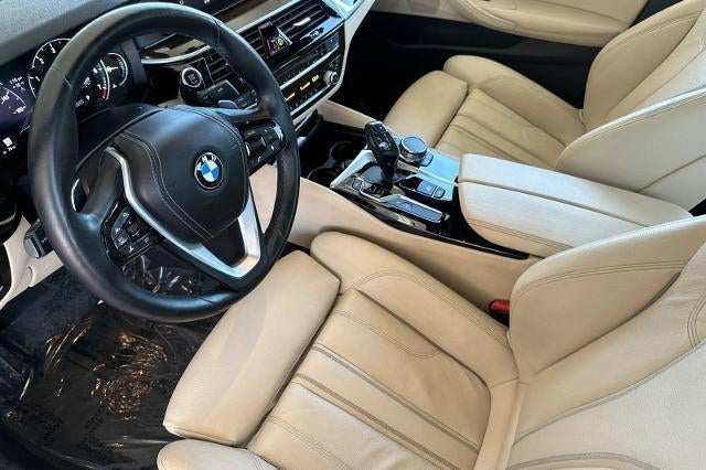 2017 BMW 530i 530i
