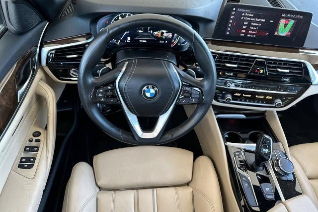 2017 BMW 530i 530i