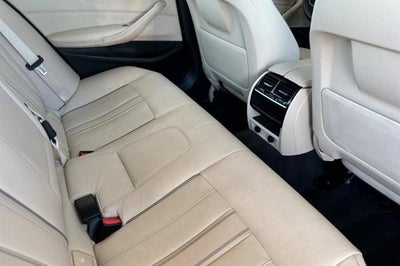 2017 BMW 530i 530i