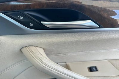 2017 BMW 530i 530i