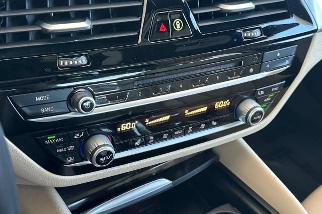 2017 BMW 530i 530i